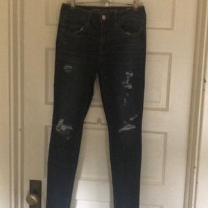 American Eagle Hi-Rise Ripped Jegging